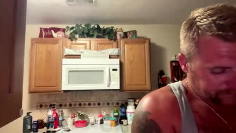 Snapshot of 22bigelo2316 chatting on October 20, 2025, 2:01 am 22bigelo2316 online show from October 20, 2025, 2:01 am