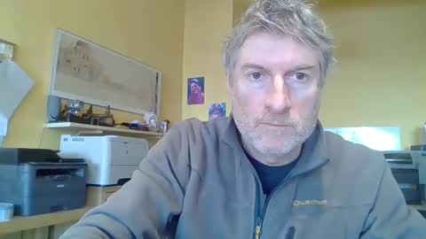 Snapshot of 22esserre chatting on February 27, 2025, 10:15 am 22esserre online show from February 27, 2025, 10:15 am