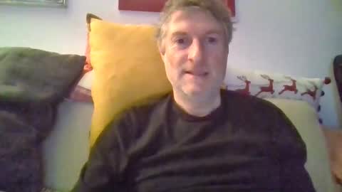 Snapshot of 22esserre chatting on March 3, 2025, 9:15 pm 22esserre online show from March 3, 2025, 9:15 pm