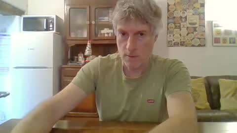 Snapshot of 22esserre chatting on May 8, 2026, 11:59 am 22esserre online show from May 8, 2026, 11:59 am