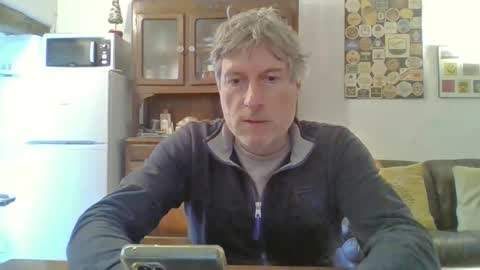 Snapshot of 22esserre chatting on May 12, 2026, 11:40 am 22esserre online show from May 12, 2026, 11:40 am
