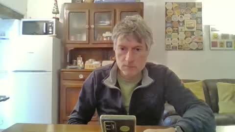 Snapshot of 22esserre chatting on May 15, 2026, 12:23 pm 22esserre online show from May 15, 2026, 12:23 pm