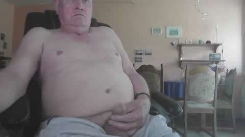 Snapshot of 29famila chatting on October 17, 2025, 11:57 am 29famila online show from October 17, 2025, 11:57 am