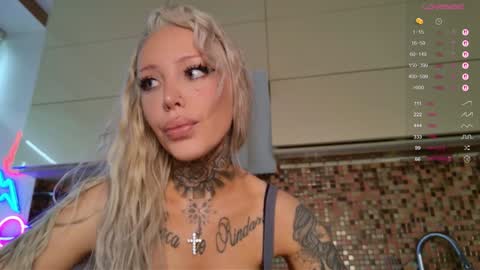 Snapshot of 2badforyou chatting on September 27, 2025, 10:20 am 30 NOV online show from September 27, 2025, 10:20 am