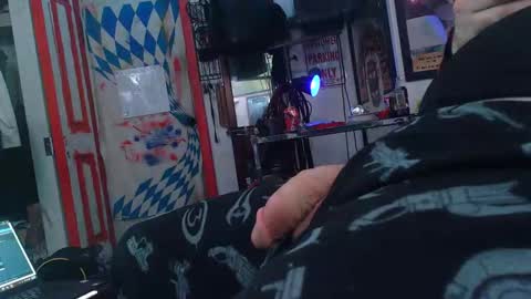 2muchdic4u online show from January 30, 2025, 6:43 pm