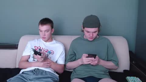 Eleot online show from September 22, 2025, 8:49 am