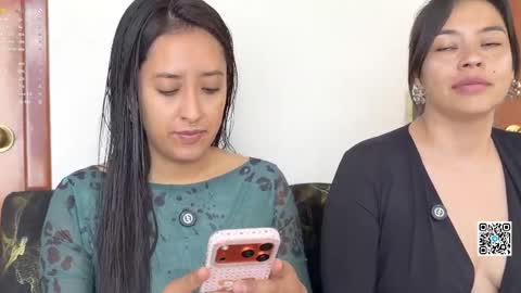 Snapshot of 2summerlove2 chatting on April 6, 2026, 2:29 pm Dalilah and Tarah online show from April 6, 2026, 2:29 pm