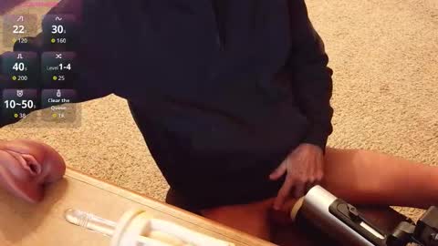 Snapshot of 2tiredoftoys chatting on November 25, 2025, 11:05 pm 2tiredoftoys online show from November 25, 2025, 11:05 pm