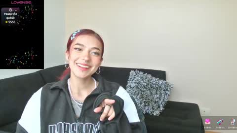 Snapshot of 3badweed3 chatting on February 6, 2025, 1:54 pm Sam online show from February 6, 2025, 1:54 pm