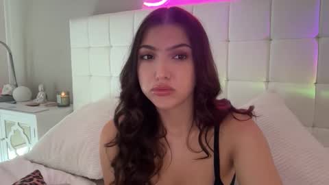 Snapshot of 3hole chatting on November 11, 2025, 5:13 pm Venus Raee online show from November 11, 2025, 5:13 pm