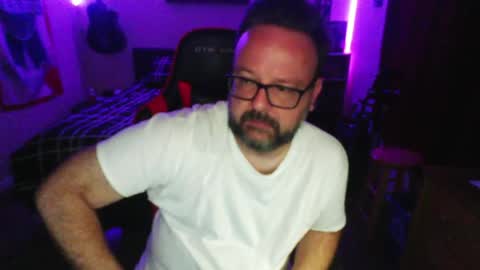 Snapshot of 3ndlessmike chatting on May 18, 2026, 10:54 am 3ndlessmike online show from May 18, 2026, 10:54 am