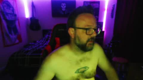 Snapshot of 3ndlessmike chatting on May 19, 2026, 10:43 am 3ndlessmike online show from May 19, 2026, 10:43 am