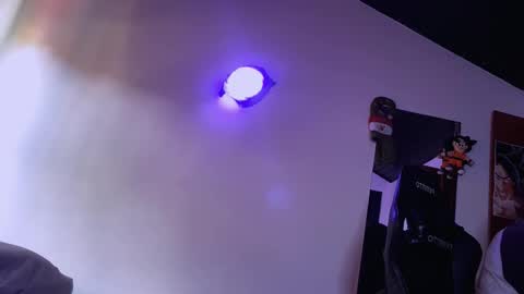 E V I L online show from December 3, 2025, 8:18 pm