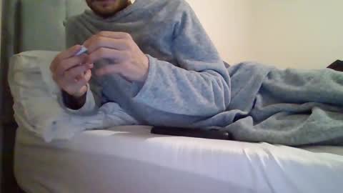 420feetloverr420 online show from October 12, 2025, 9:08 am