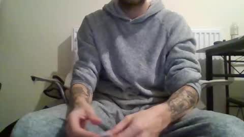 420feetloverr420 online show from October 27, 2025, 11:41 pm