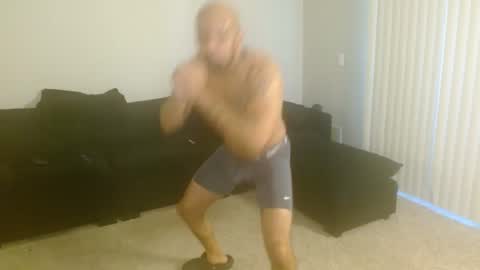 420flyguy online show from December 6, 2024, 9:35 pm