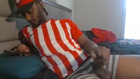 420fr3aks online show from April 28, 2026, 7:41 pm