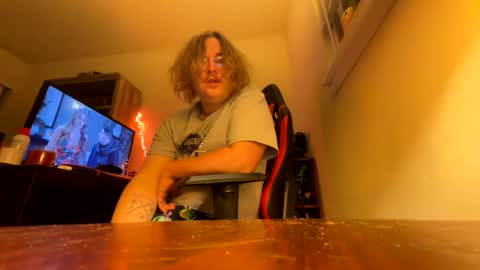 Snapshot of 420jizzva chatting on December 8, 2024, 2:49 am Daddythickdick420 online show from December 8, 2024, 2:49 am