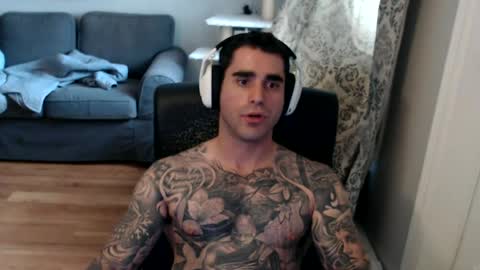 Snapshot of 420randomguy chatting on June 28, 2026, 8:37 pm Anomander Rake online show from June 28, 2026, 8:37 pm