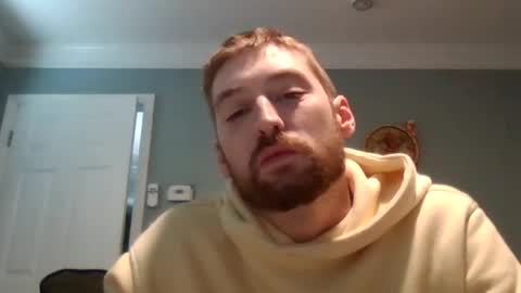 420sluttsnbutts online show from June 24, 2026, 3:11 pm