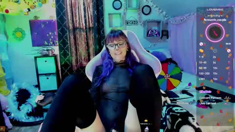 Snapshot of 4kfucktoy chatting on December 2, 2025, 4:02 pm Mo online show from December 2, 2025, 4:02 pm