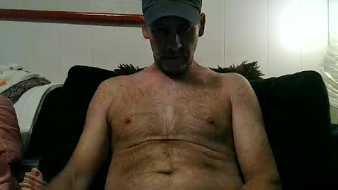 Snapshot of 4nuf chatting on April 25, 2026, 8:17 pm 4nuf online show from April 25, 2026, 8:17 pm