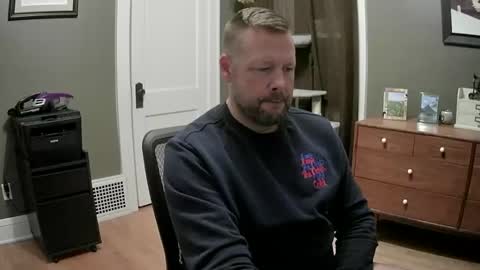 Snapshot of 612guy chatting on January 3, 2025, 1:59 am 612guy online show from January 3, 2025, 1:59 am