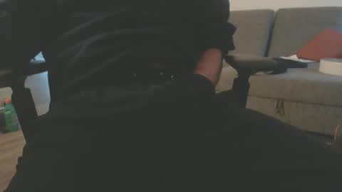 64293boy online show from February 9, 2025, 4:18 pm