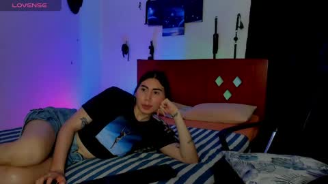 69blackwhite online show from May 8, 2026, 7:41 pm