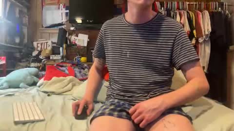 FUCKR online show from April 26, 2026, 10:46 am