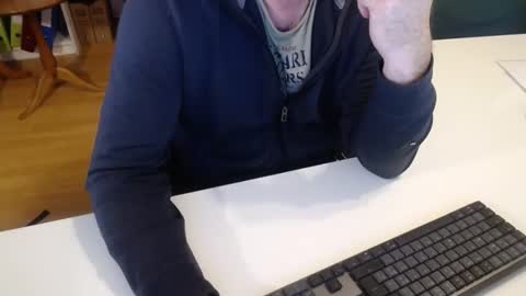 Snapshot of 69pifpaf chatting on January 16, 2025, 12:42 pm 69pifpaf online show from January 16, 2025, 12:42 pm