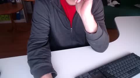 Snapshot of 69pifpaf chatting on February 11, 2025, 10:48 am 69pifpaf online show from February 11, 2025, 10:48 am