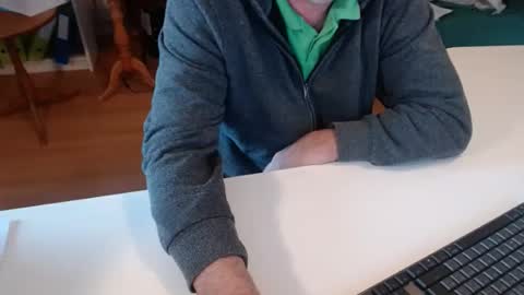 Snapshot of 69pifpaf chatting on February 27, 2025, 12:34 pm 69pifpaf online show from February 27, 2025, 12:34 pm