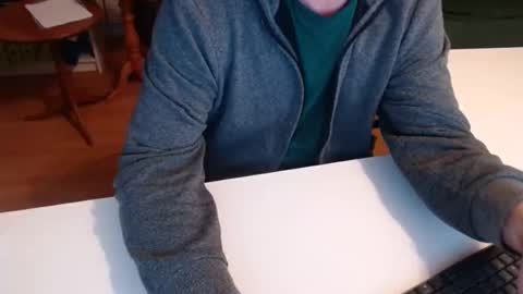 Snapshot of 69pifpaf chatting on March 1, 2025, 7:48 pm 69pifpaf online show from March 1, 2025, 7:48 pm