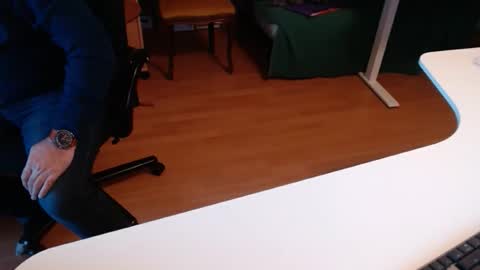 Snapshot of 69pifpaf chatting on November 3, 2025, 3:46 pm 69pifpaf online show from November 3, 2025, 3:46 pm