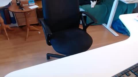 Snapshot of 69pifpaf chatting on November 22, 2025, 8:57 am 69pifpaf online show from November 22, 2025, 8:57 am