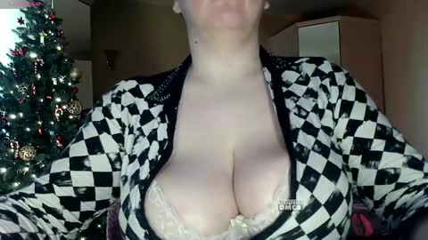 6_dream_9 online show from April 28, 2026, 5:56 am