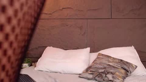 Snapshot of 6briela9 chatting on October 30, 2025, 12:12 am B R I E L A online show from October 30, 2025, 12:12 am