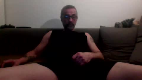 George online show from December 21, 2025, 1:13 am