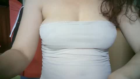 Snapshot of 77lilu chatting on May 17, 2026, 10:22 am Lilu online show from May 17, 2026, 10:22 am