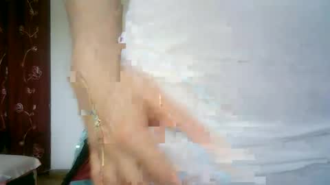 Snapshot of 77lilu chatting on June 16, 2026, 9:34 am Lilu online show from June 16, 2026, 9:34 am