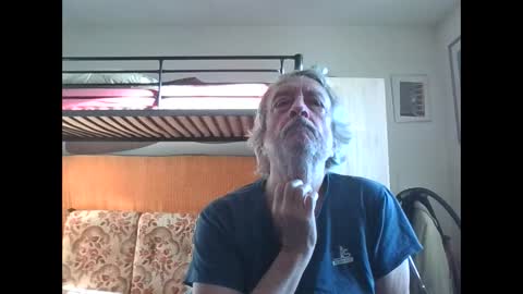 78kiss online show from January 13, 2025, 2:53 pm