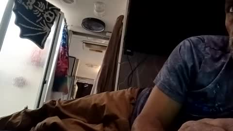 Snapshot of 7937funstuff chatting on December 15, 2025, 10:25 pm I want to watch you watching me online show from December 15, 2025, 10:25 pm