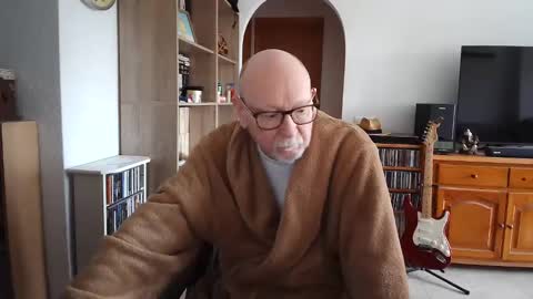 Snapshot of 7thsojourn chatting on February 10, 2025, 9:14 am Papi online show from February 10, 2025, 9:14 am