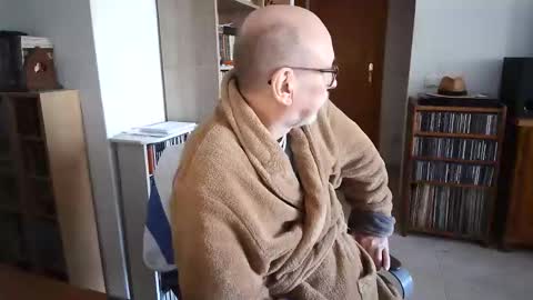  Papi  online show from January 9, 2026, 11:13 am