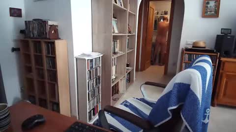  Papi  online show from June 7, 2026, 9:57 am