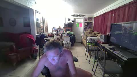 86406stud online show from December 8, 2024, 3:10 am