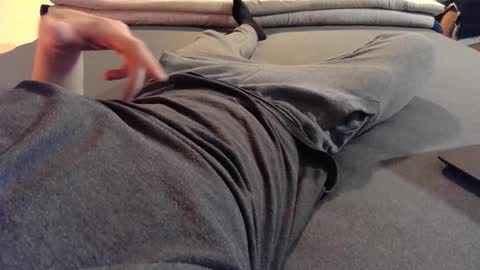 87johnny online show from December 3, 2024, 5:45 pm