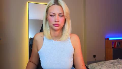 Nura online show from September 23, 2025, 3:31 am