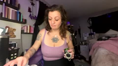 Snapshot of 88heygirlhey88 chatting on January 13, 2026, 5:13 am That girl online show from January 13, 2026, 5:13 am